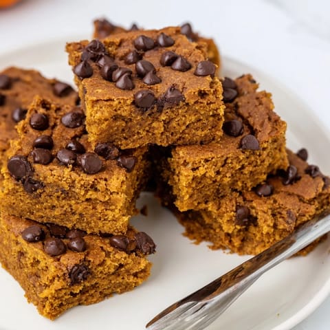 Gingerbread Pumpkin Chocolate Chip Bars