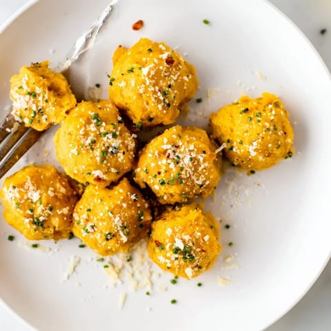 Cheesy Pumpkin Biscuit Balls